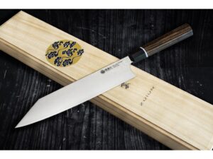 Seki Kanetsugu Zuiun Kiritsuke Gyuto SPG2 21 cm konyhakés