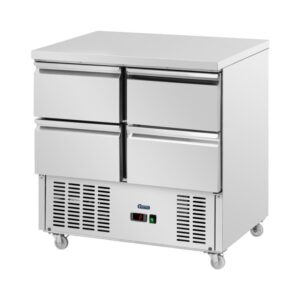 Hűtőasztal kerekekkel - 240 l - 4 fiók - 90 x 70 cm - C energiaosztály - rozsdamentes acél - Royal Catering