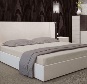 Világos bézs gumis lepedő - pamut szatén Šírka: 180 cm | Dĺžka: 200 cm