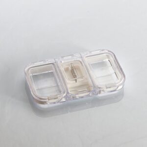 Gyógyszeres Doboz Tablettavágóval  12 X 7 X 2 Cm