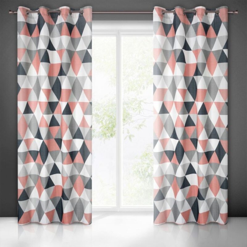 Színes Geometrikus Mintával Díszített Függöny Szélesség: 140 Cm | Hossza: 250 Cm